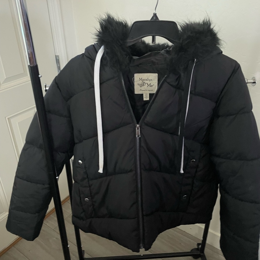 Black puff jacket